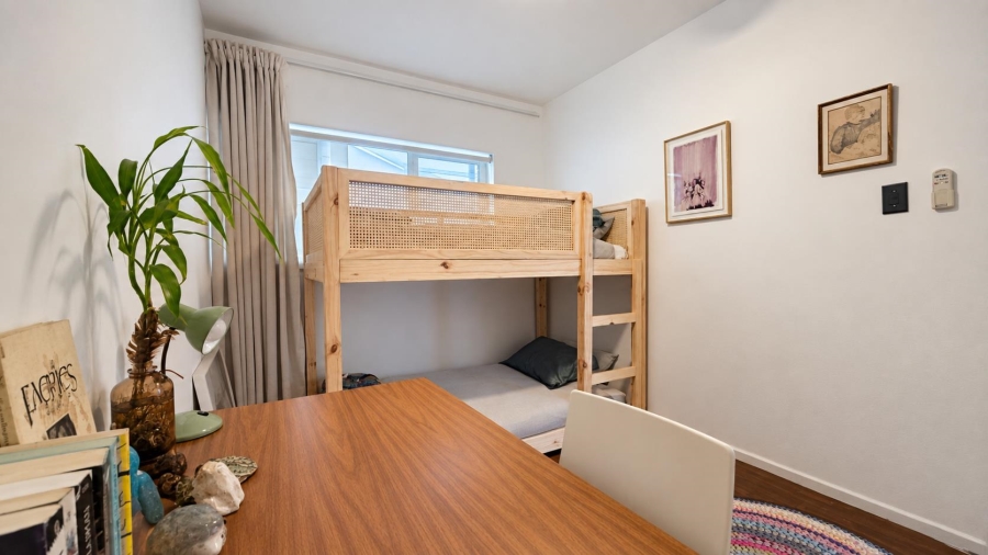 2 Bedroom Property for Sale in Green Point Western Cape